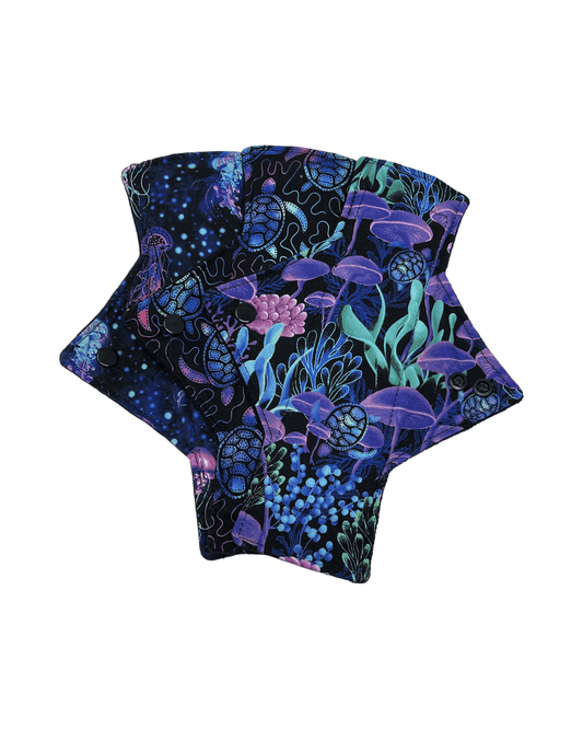 Black Light Cotton Light Flow Day Pad Set - Tree Hugger Cloth Pads