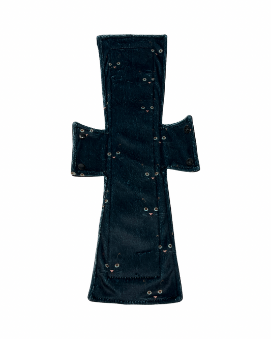 Black Cat Limited Edition Minky Single Super Night/Postpartum Pad 16.5"