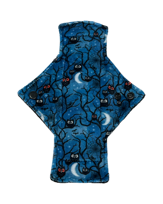 Spooky Old Tree Limited Edition Minky Single Heavy Flow Day Pad
