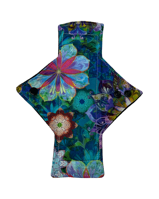 Stained Glass Flowers Cotton Single Light Flow Day Pad