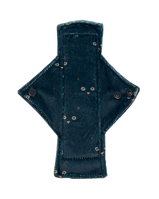 Black Cat Faces Limited Edition Minky Single Heavy Flow Day Pad