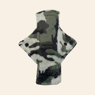 Plush Camo Minky Light Flow Day Pad