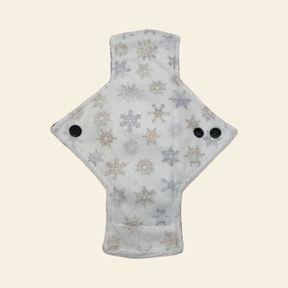 White Snowflake Minky Single Light Flow Day Pad