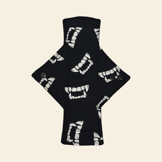 Glow-in-the-dark Fangs Cotton Single Heavy Flow Day Pad