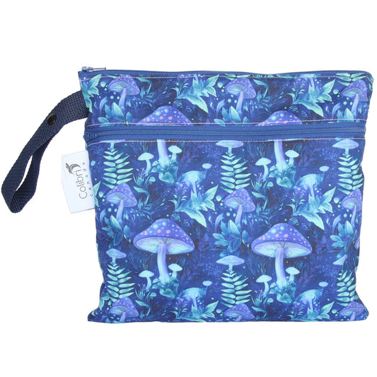 Colibri Mystic Mushrooms Dual Pocket Square Wet Bag - Tree Hugger Cloth Pads