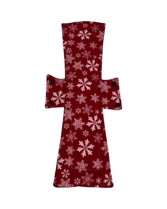 Flannel Red Snowflakes Single Super Night/Postpartum Pad 16.5" - Tree Hugger Cloth Pads