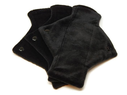 Solid Jet Black Bamboo Pantyliners x3 - Tree Hugger Cloth Pads